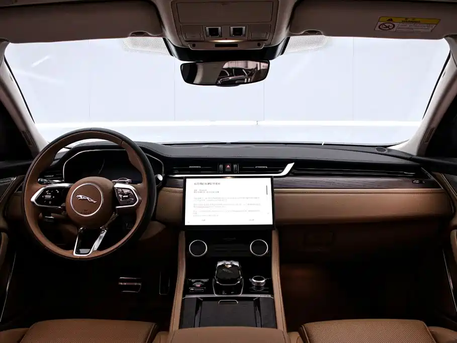 2025 Jaguar XFL