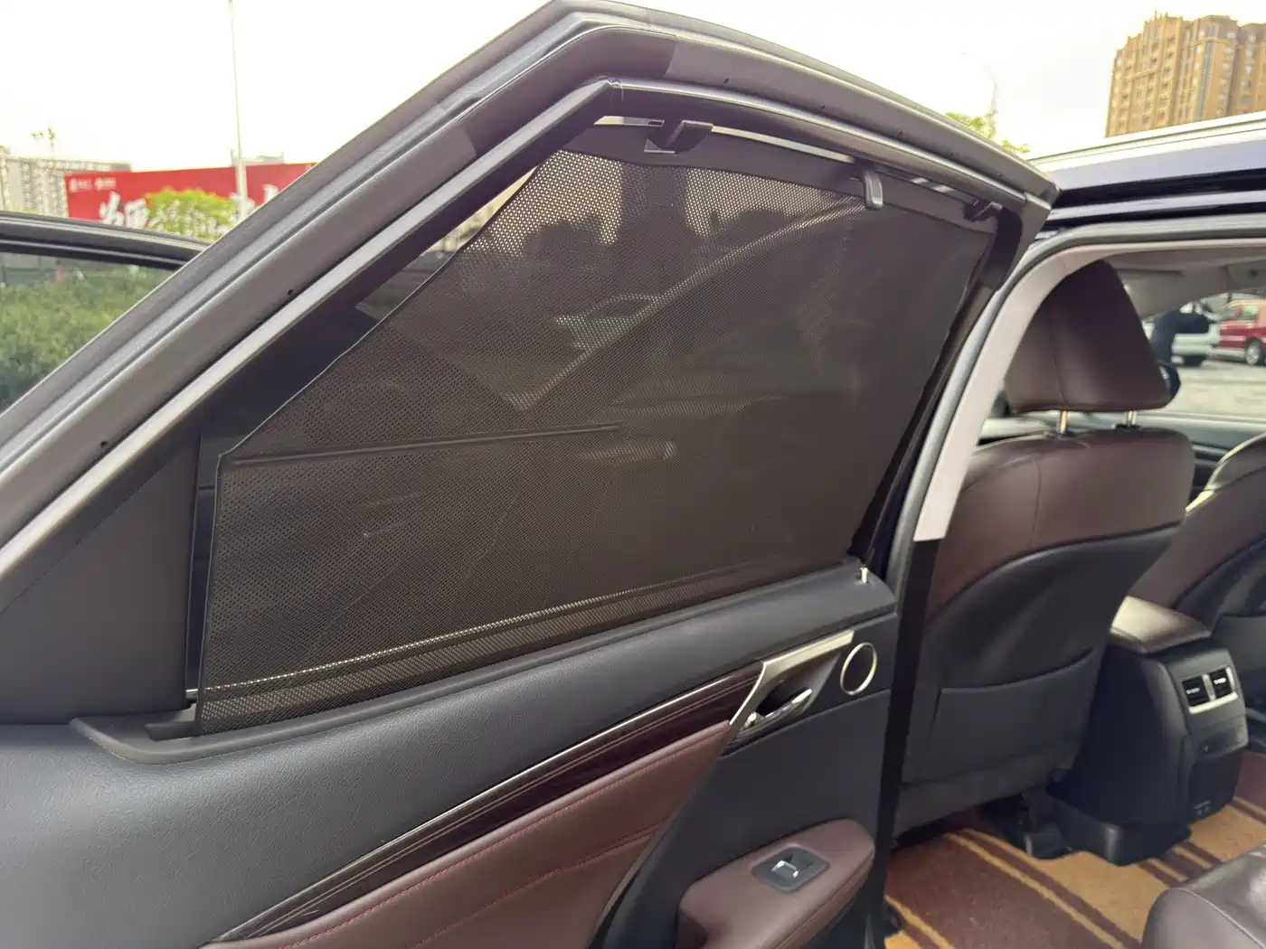 Фото 20 - Lexus RX