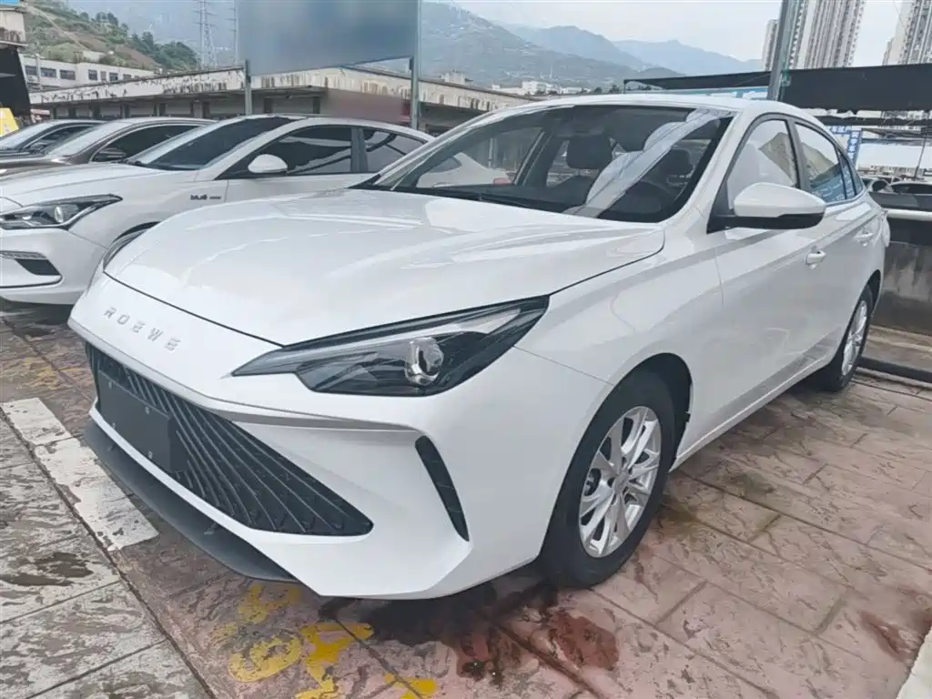 Roewe i5 2026 1.5L CVT Luxury