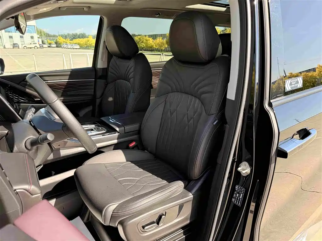GAC Trumpchi Trumpchi M8 2025 2024 Master Series 400T Premium Edition