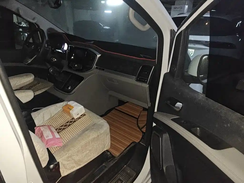 JAC Refine M4 2018 2016 2.0L Manual Luxury