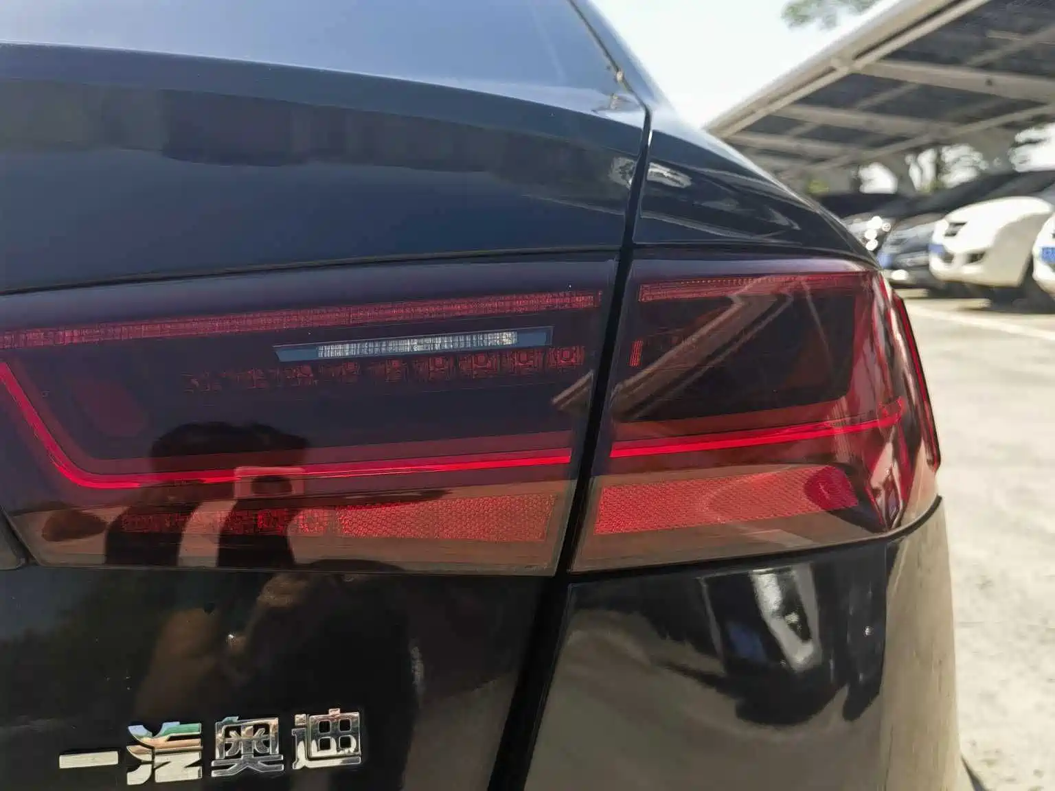 Photo 10 - Audi A6L