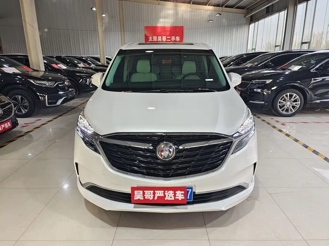 Buick GL8 2021 ES Landlord 653T Comfort фото 3