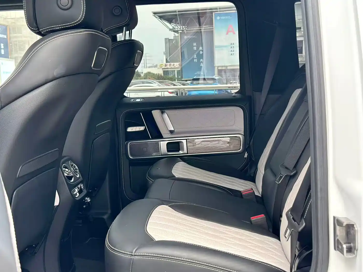 Mercedes-Benz G-Class 2023 2023 G 500