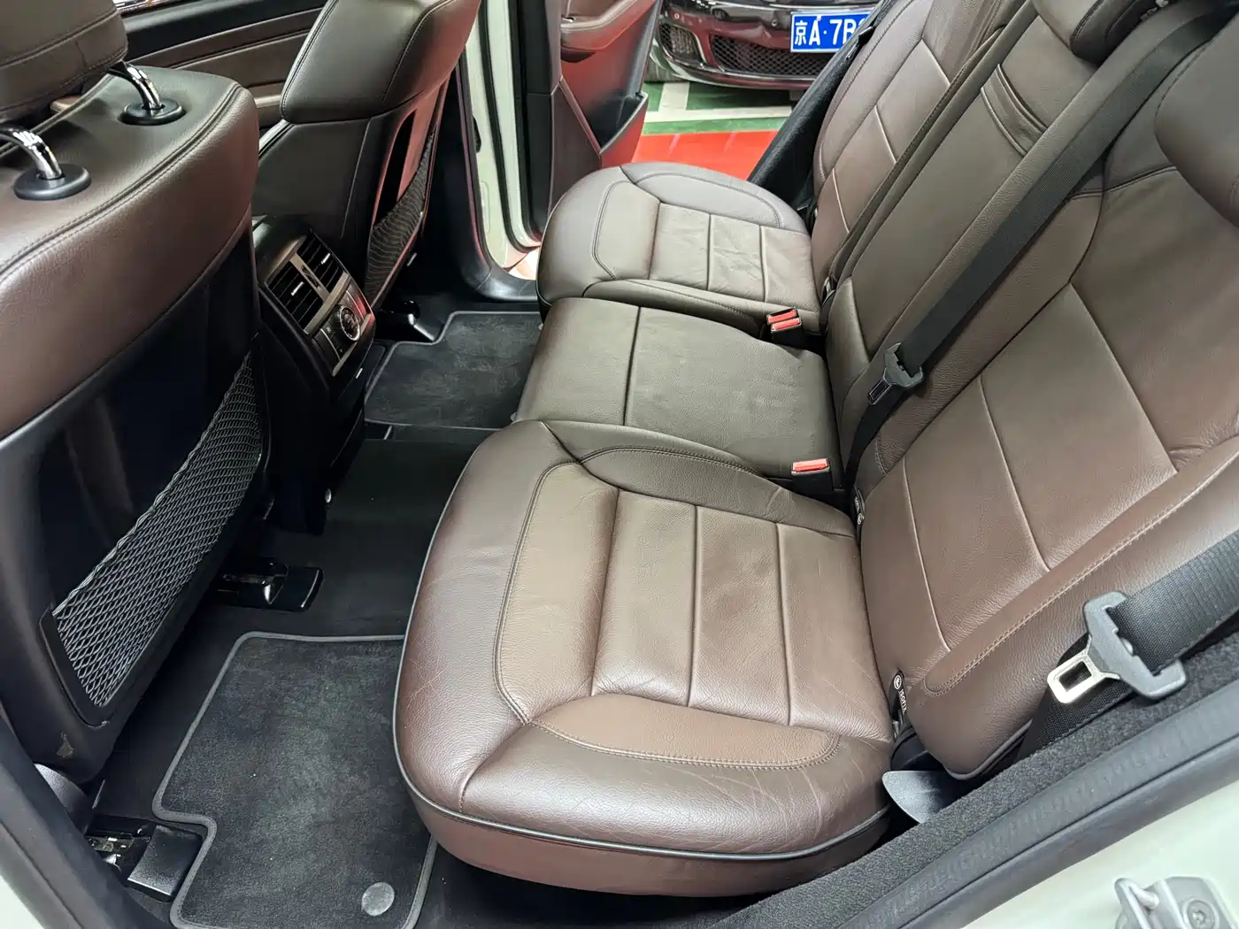 Mercedes-Benz M-Class 2012 Model ML 350 Luxury фото 35