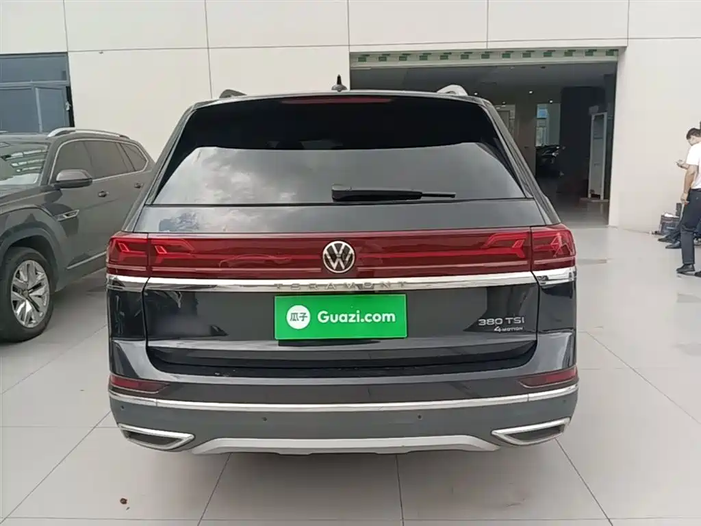 VOLKSWAGEN TOURANG
