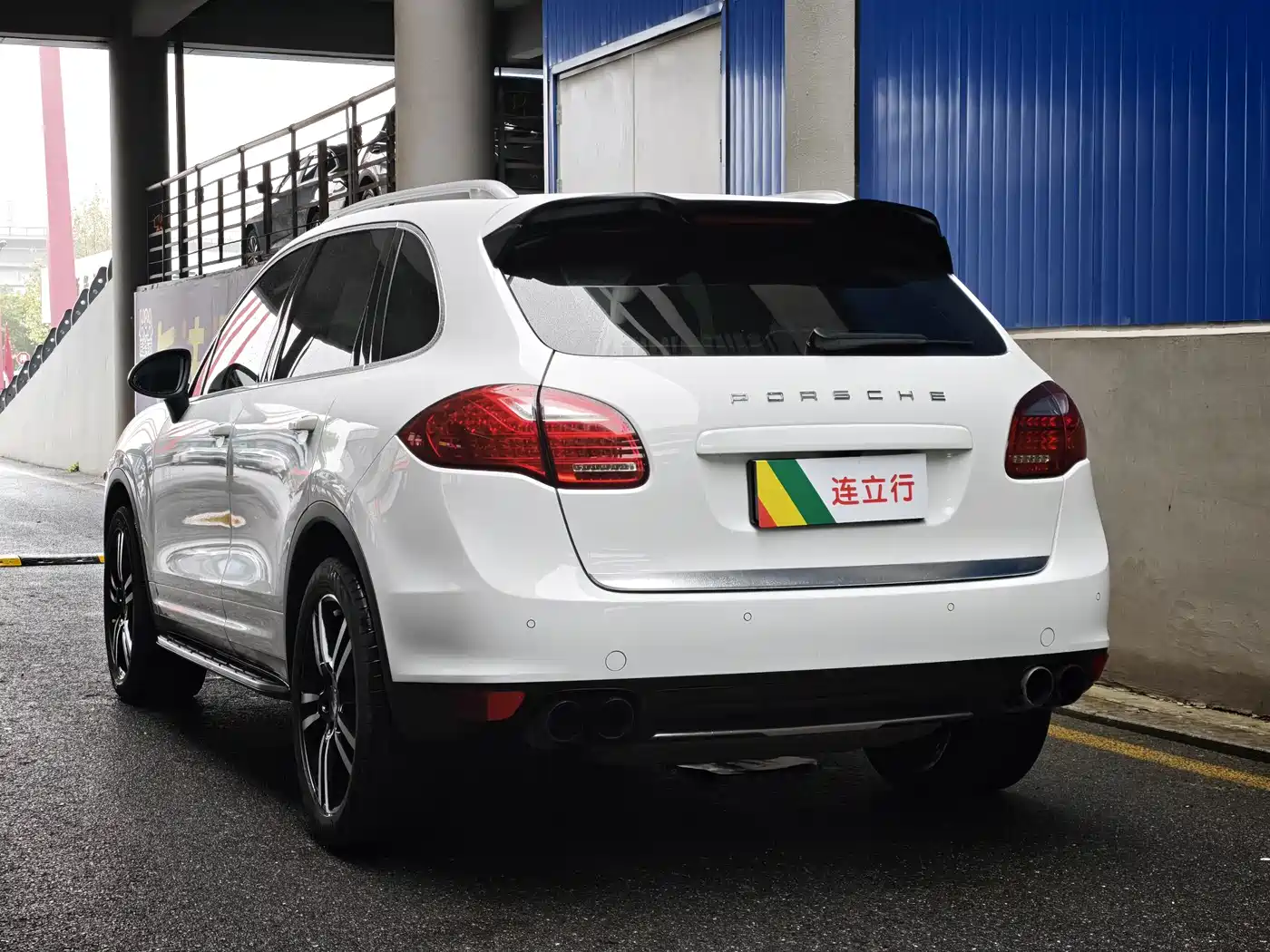 Porsche Cayenne 2014 Cayenne Platinum Edition 3.0T фото 6