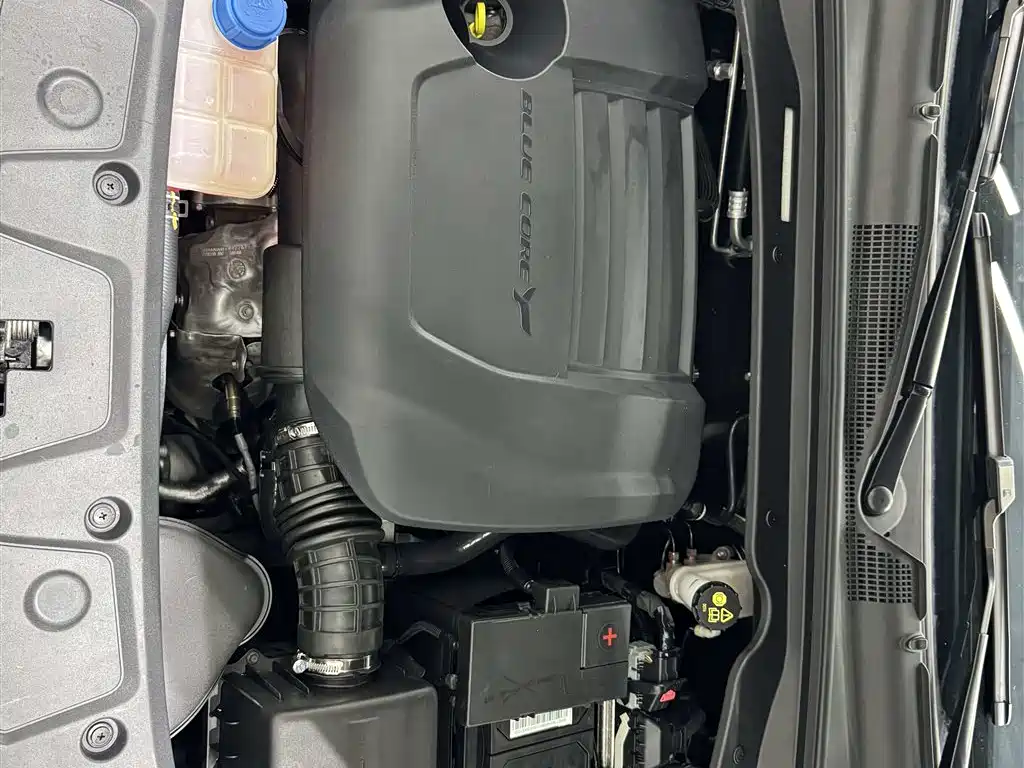 Changan UNI-K 2025 2024 2.0T FWD Global Edition