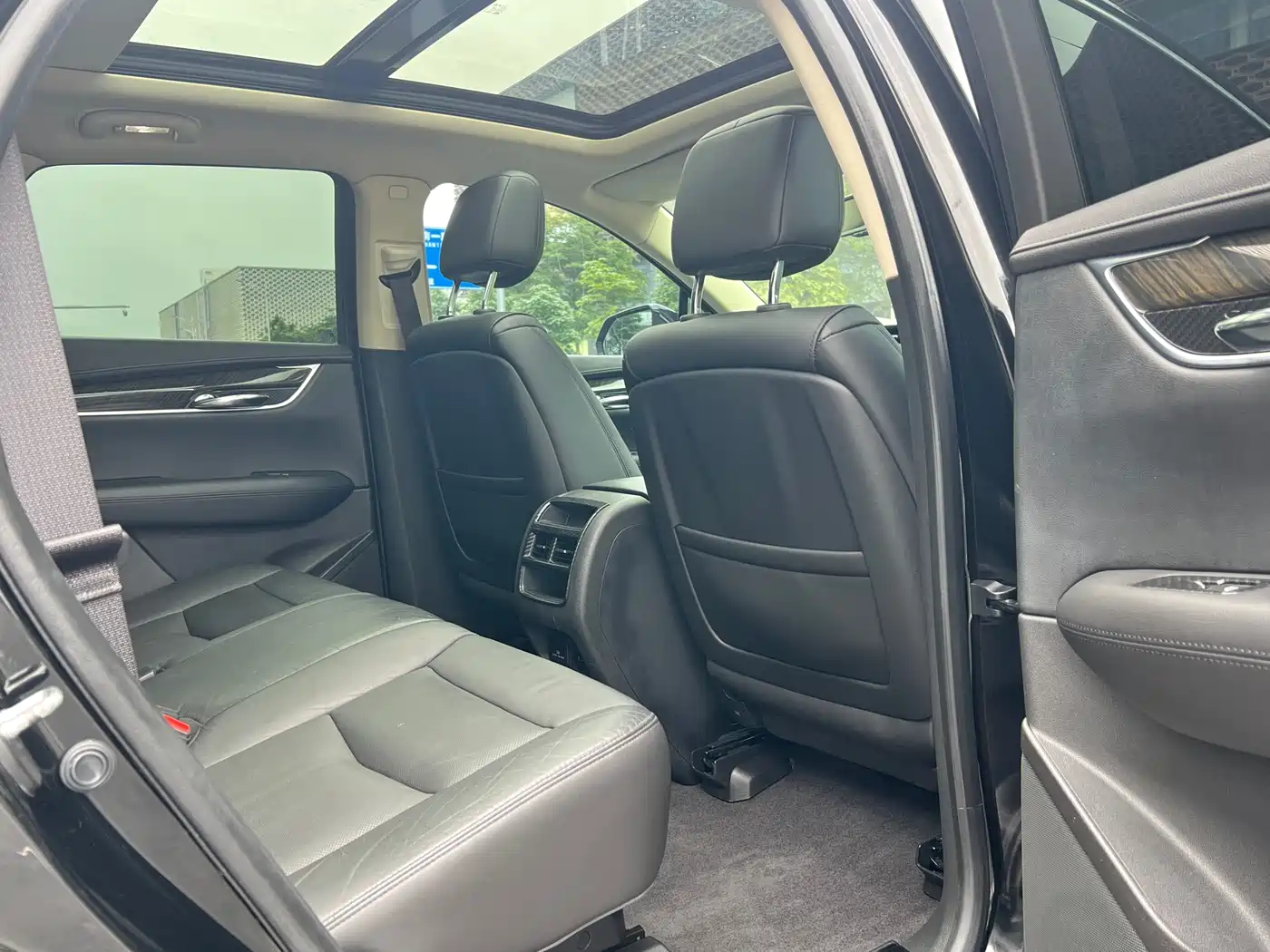 Cadillac XT5 2017 Anniversary Edition 28T 4WD Luxury фото 24