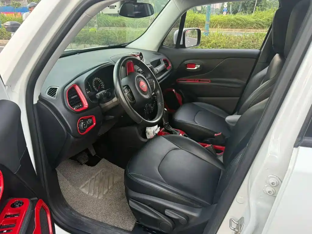 Jeep Renegade 2019 2018 Connected Large Screen Edition 180T Automatic Power