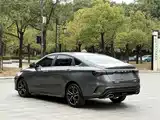 Фото 11 - Geely Binrui