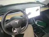 Фото 10 - Tesla Model 3