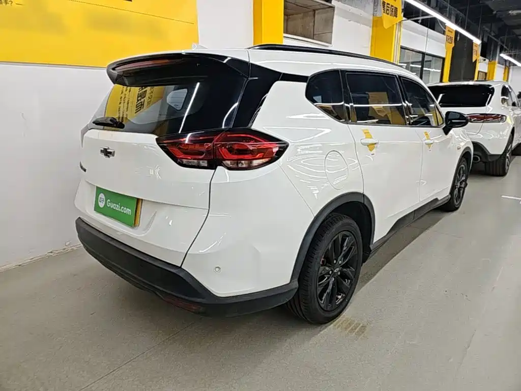 Chevrolet Volando 2021 2020 Mild Hybrid Redline 530T Automatic Premium Edition (5+2 seater)
