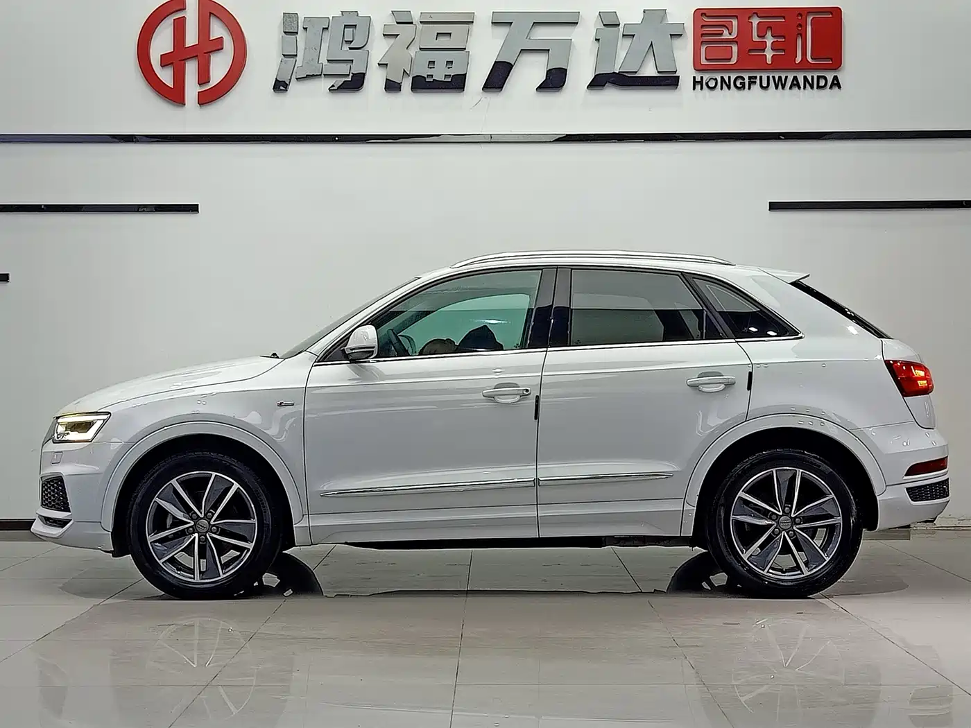 Audi Q3 2018 30 TFSI Fashion Collector's Edition фото 7