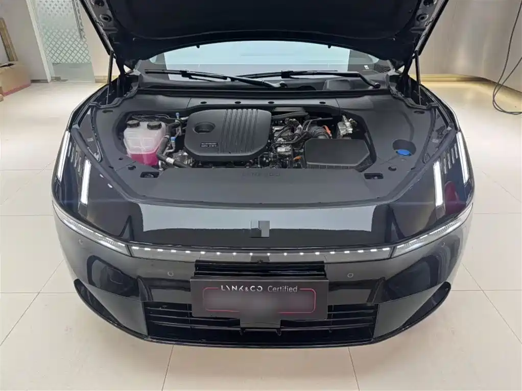 Lynk & Co 10 EM-P 2025 Model 120km Base Version фото 19
