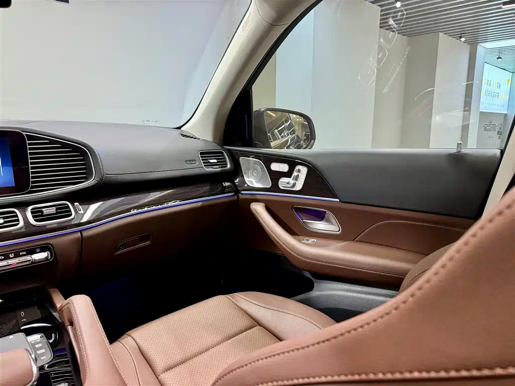 Mercedes-Benz GLE 2024 Facelift GLE 350 4MATIC Fashion фото 23