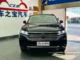 Photo 2 - Volkswagen Touareg