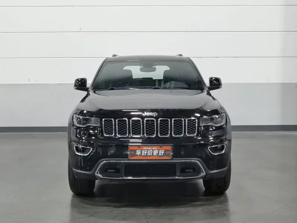 Фото 3 - Jeep Grand Cherokee (Import)
