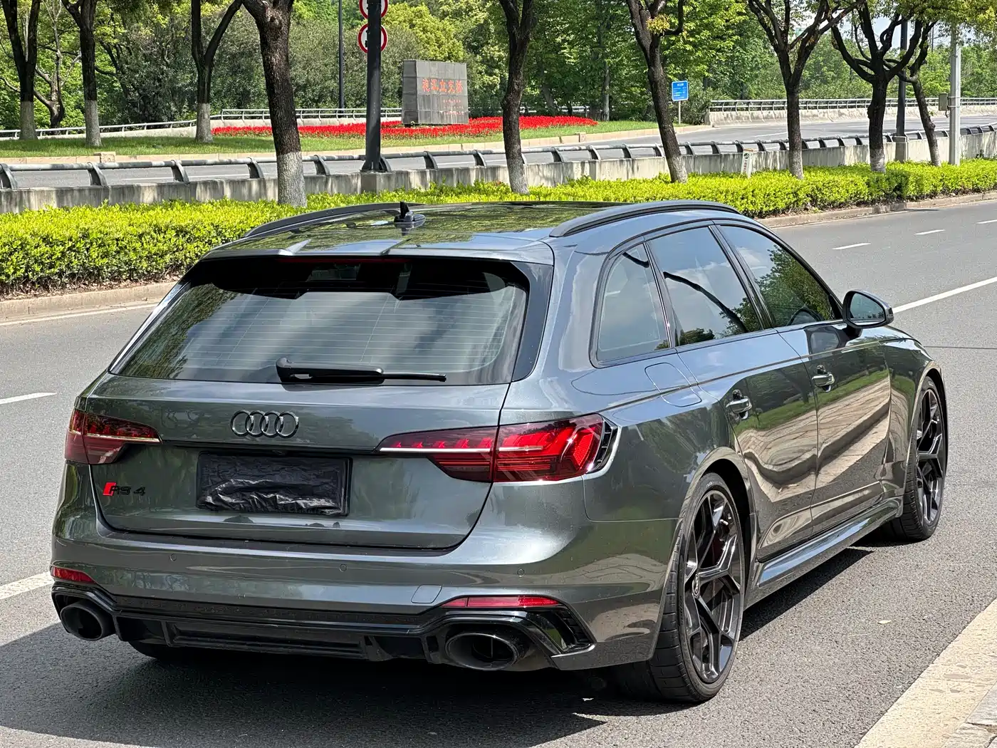 Audi RS 4 2024 RS4 Avant Ignition Edition фото 4