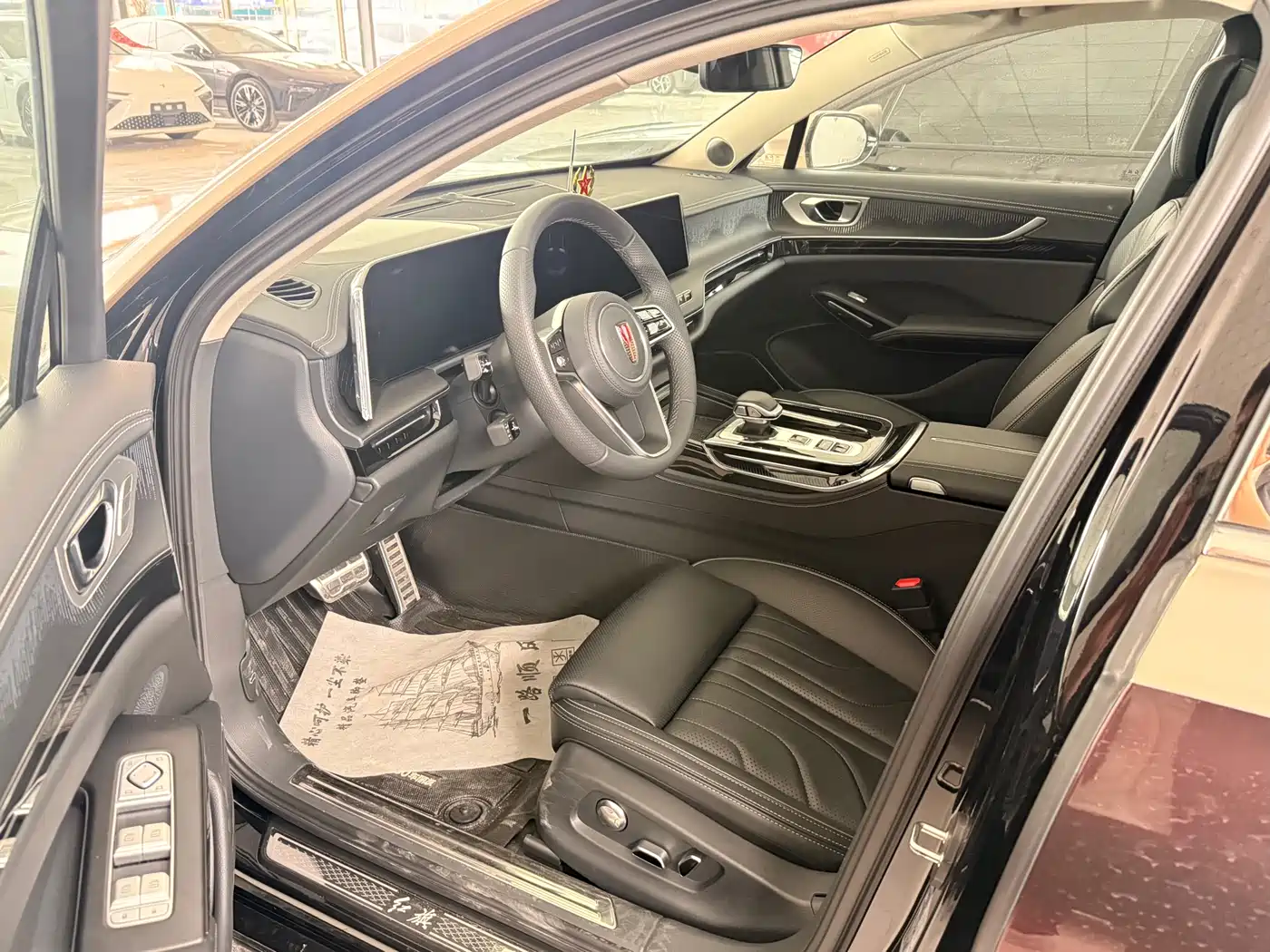 Hongqi H9 2024 2.0T Qi Enjoy Luxury Business Edition фото 7