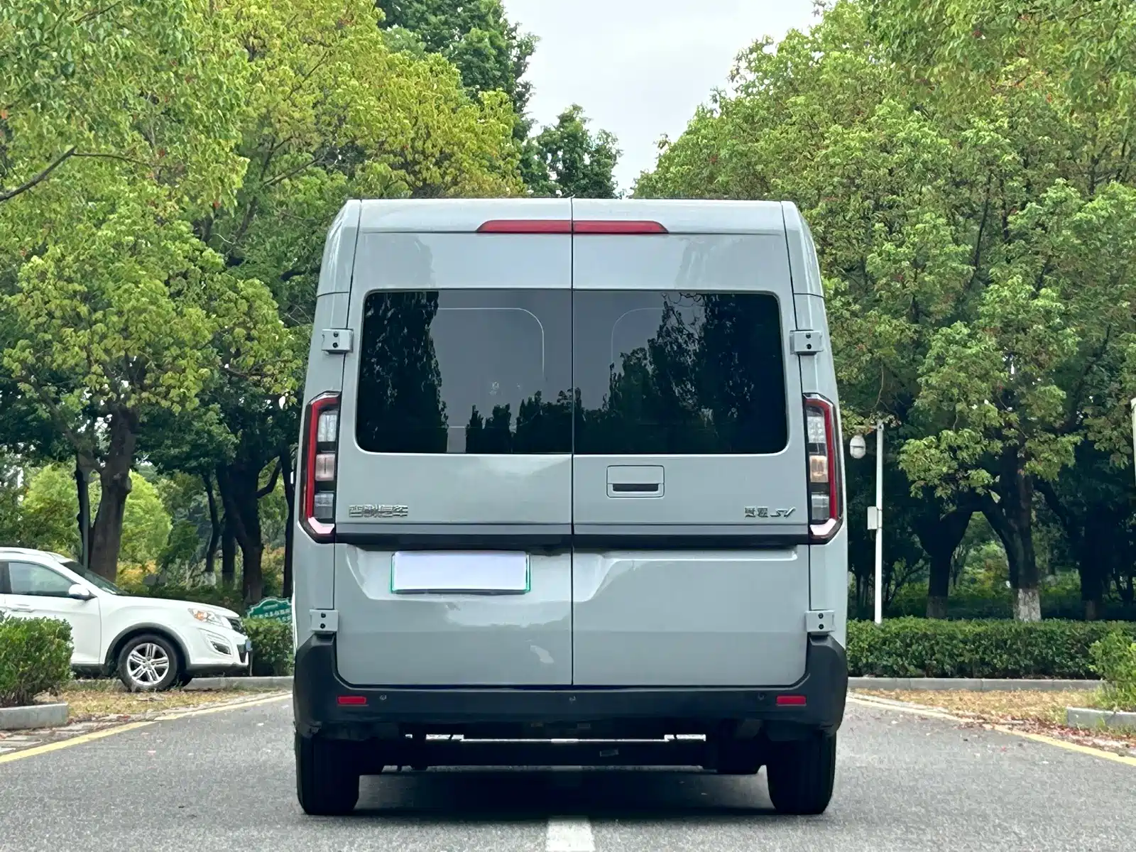 Фото 15 - Yuan Cheng Farizon Super VAN