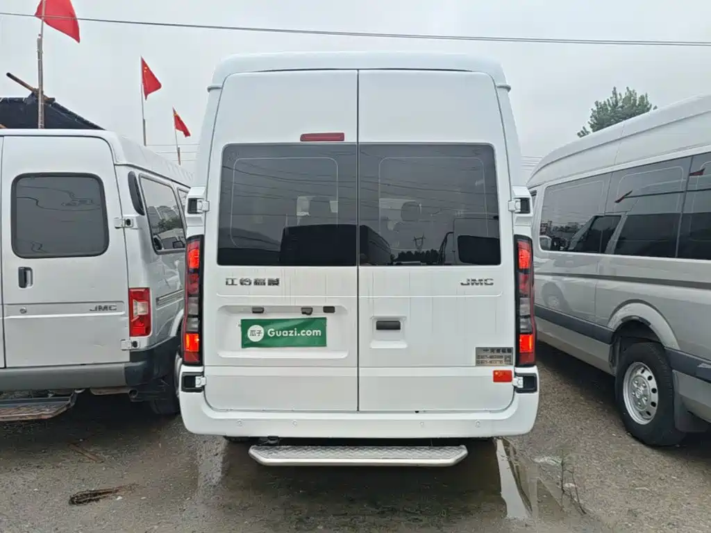 Jiangling JMC Fushun 2024 2023 2.0T Manual Medium Wheelbase Medium Roof Commercial Multi-Purpose Vehicle 7-Seater
