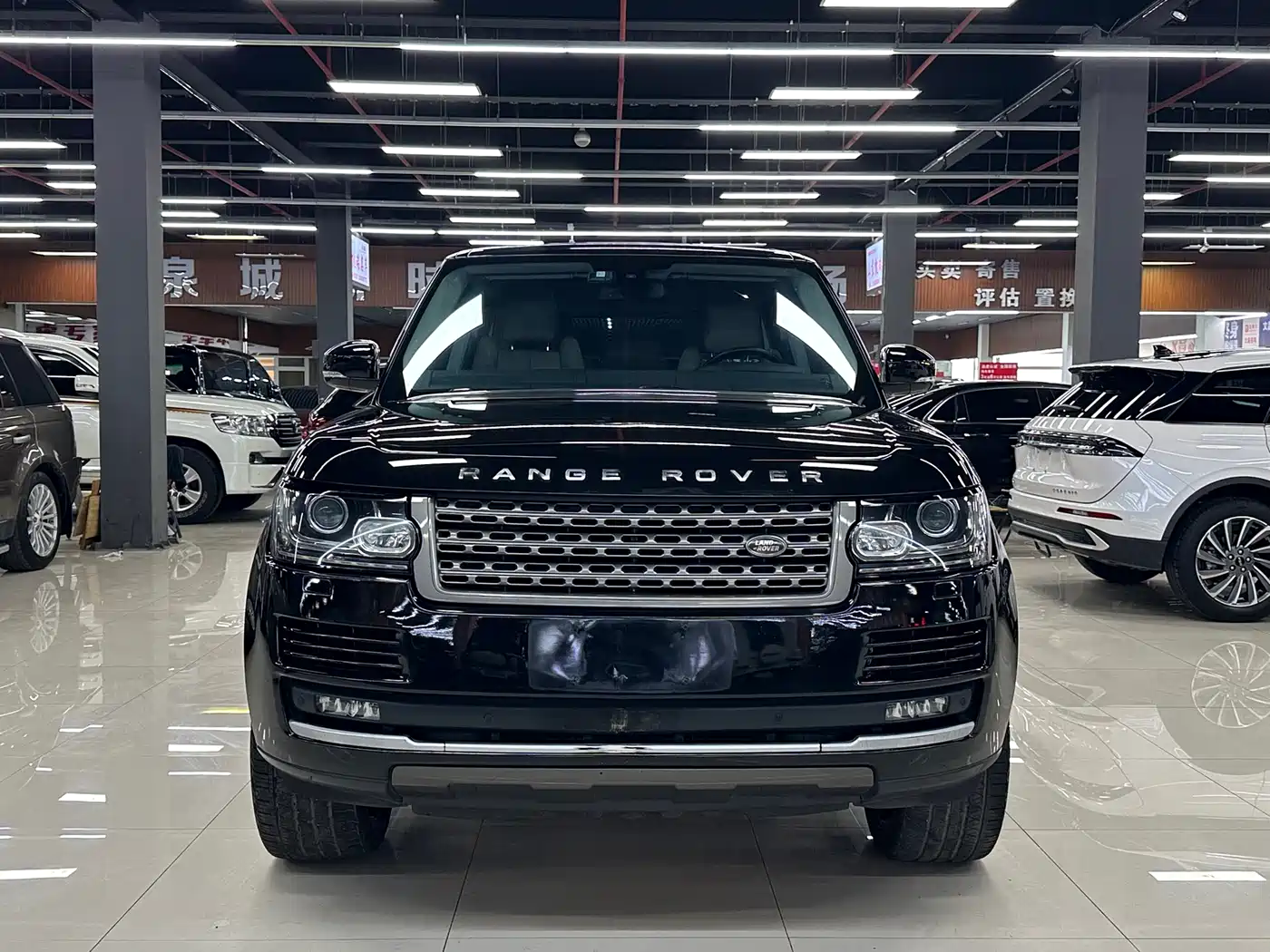 Фото 2 - Land Rover Range Rover