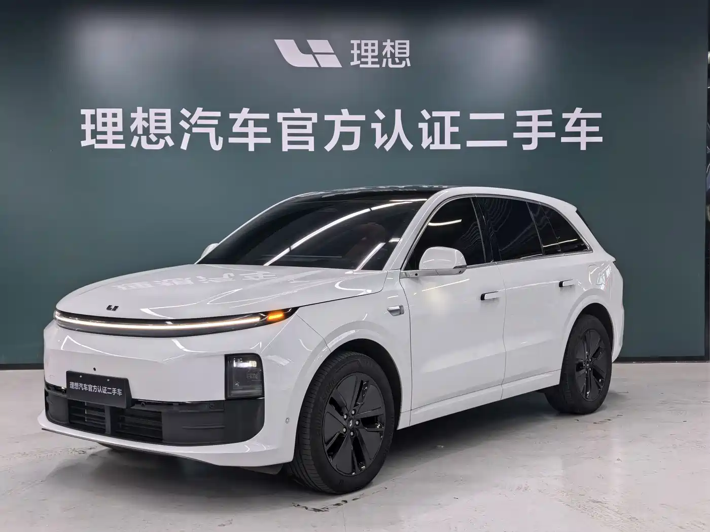Li Auto L6 2024