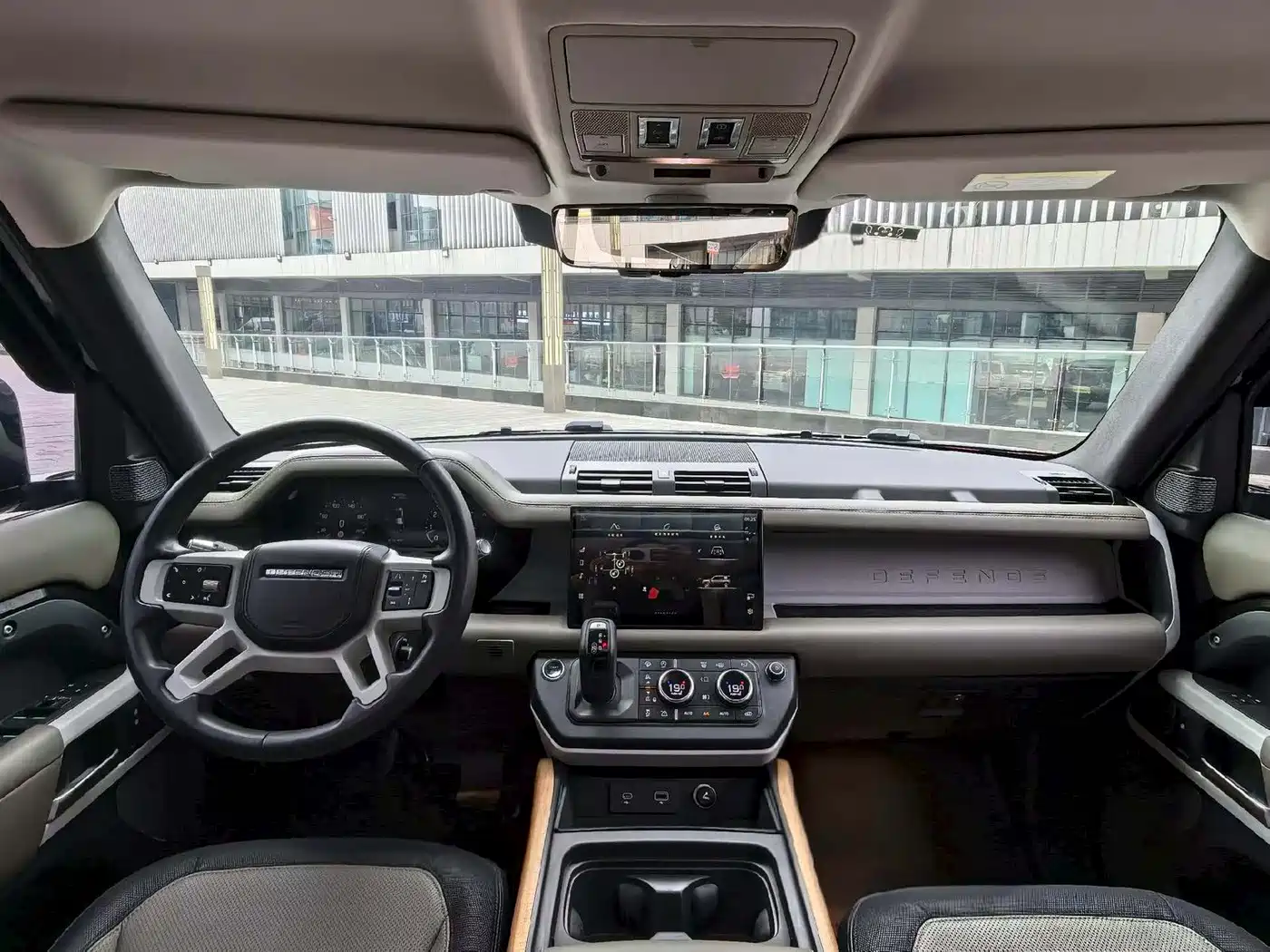 Фото 3 - Land Rover Defender