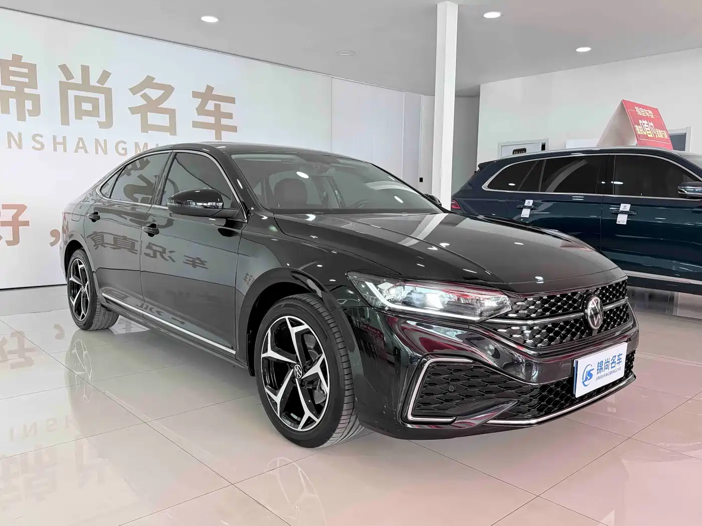 Volkswagen Passat 2026 2026 Outstanding Edition 380TSI Starlight Dragon Soaring Version
