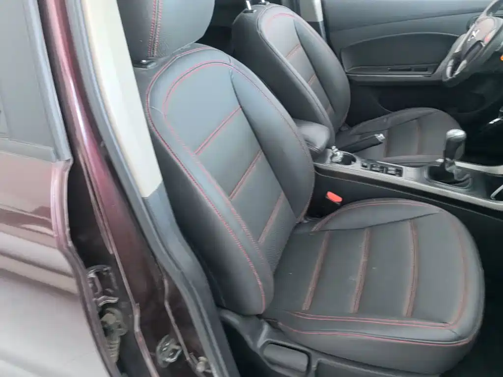 Haima S5 2015 2015 1.6L Manual Luxury Sunroof Edition