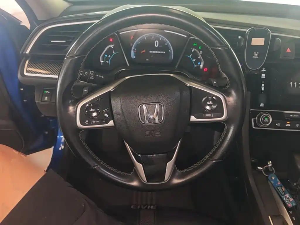 Photo 11 - Honda Civic