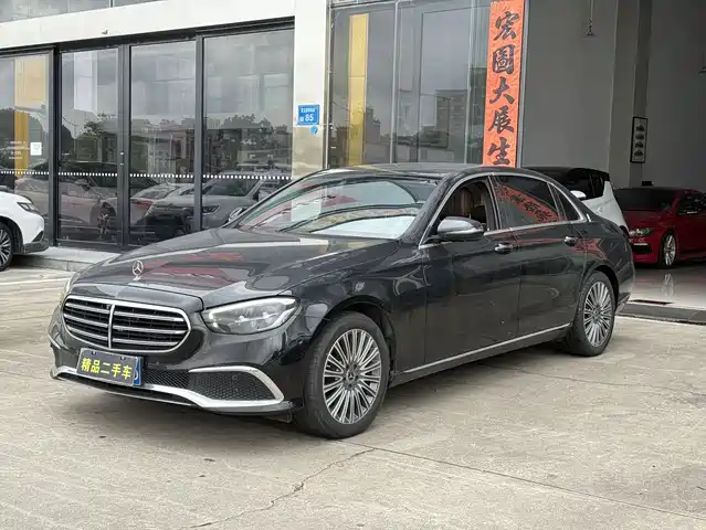 Mercedes-Benz E-Class 2021