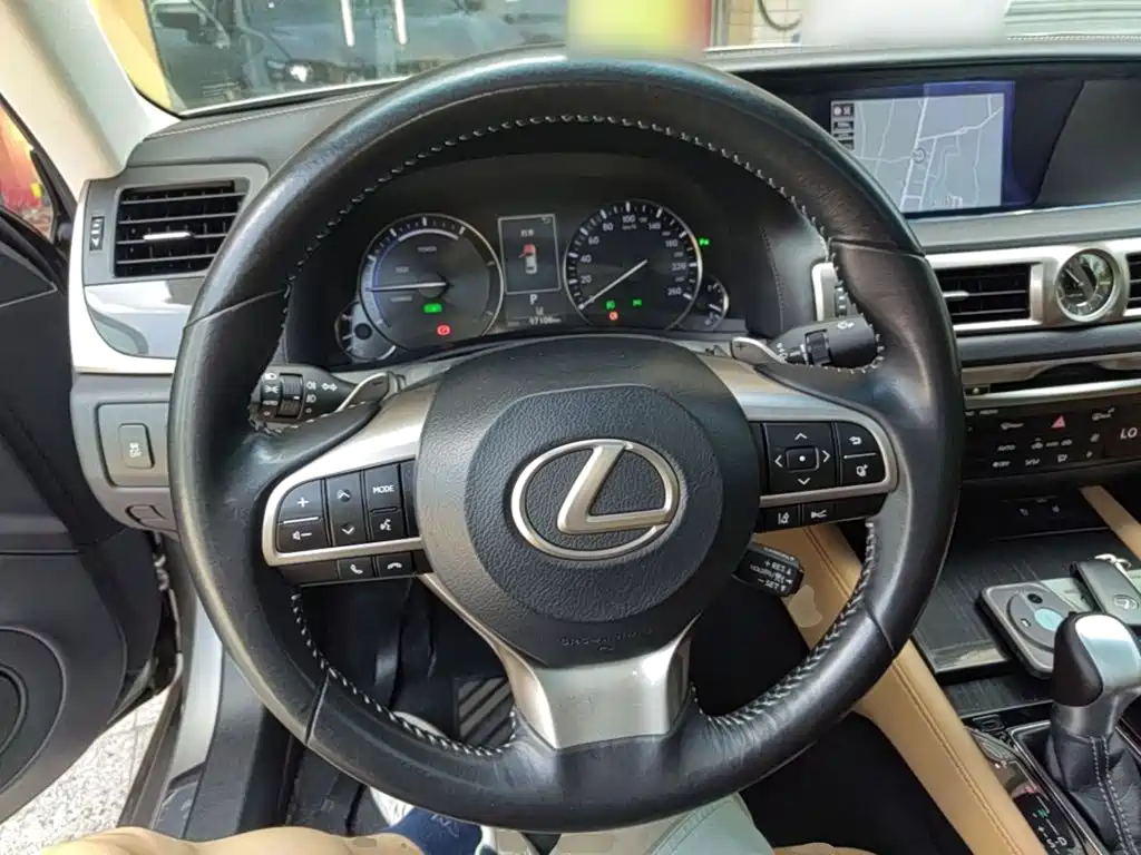 Lexus GS 2017 2016 300h Leading Edition