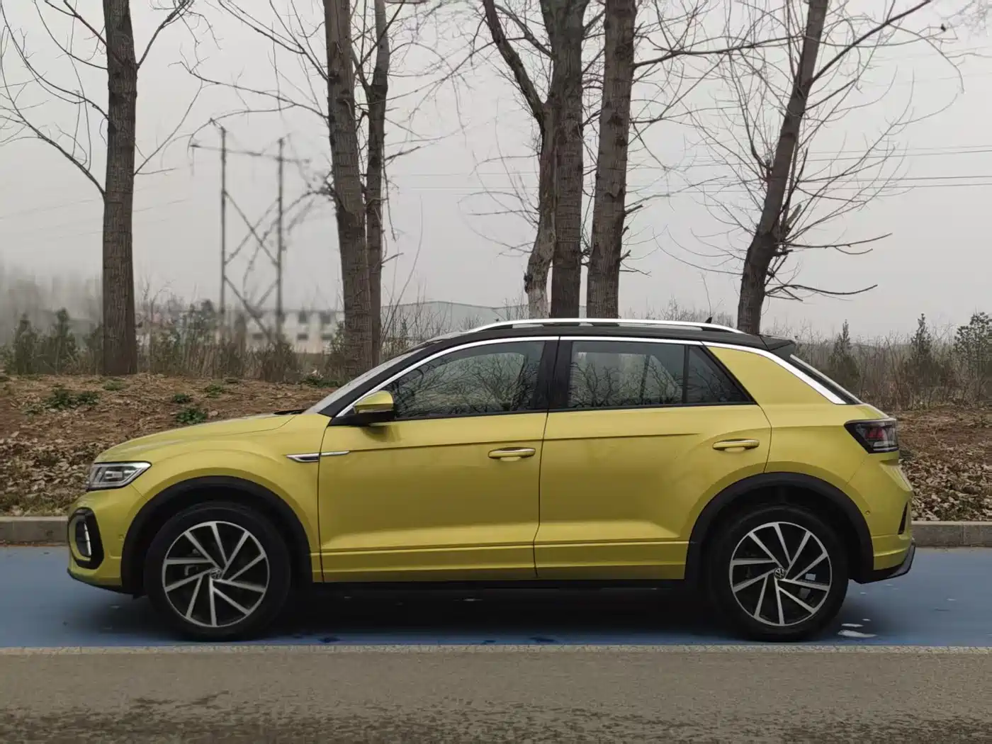VOLKSWAGEN T ROC EXPLORING SONGS