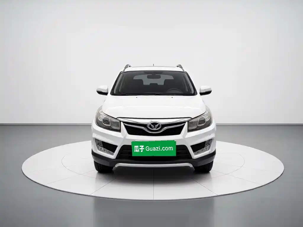 BAIC Huansu S2 2016 2014 1.5L Manual Luxury (China IV)