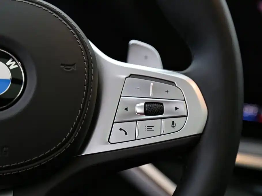 Photo 17 - BMW X5