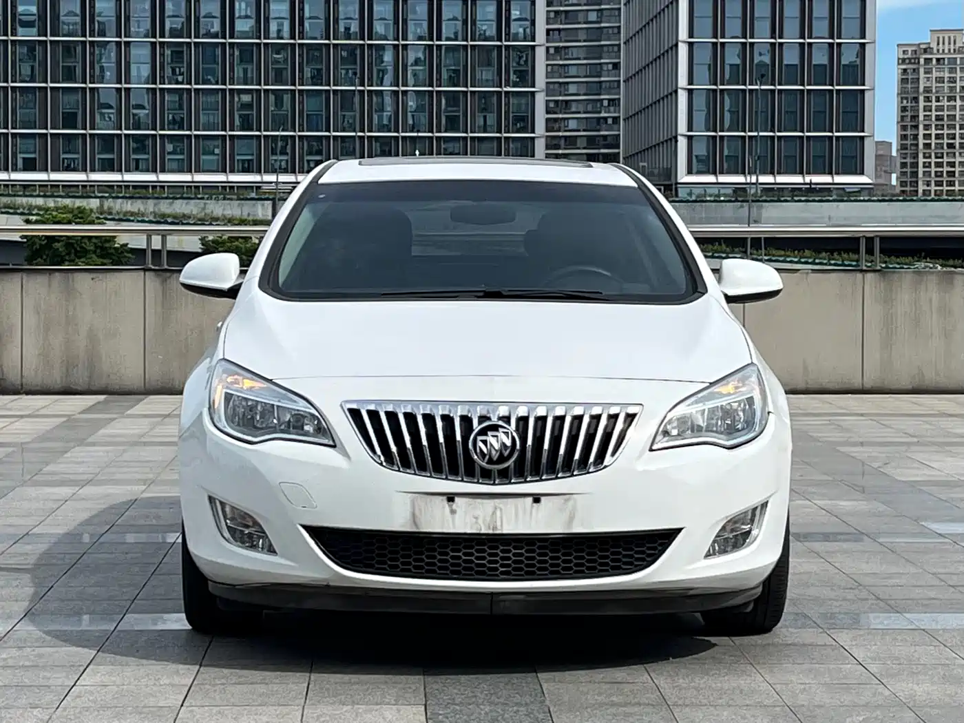 Photo 2 - Buick Excelle