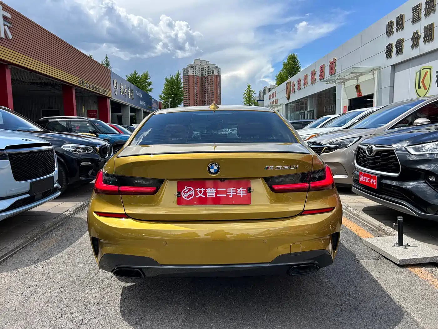 BMW 3 Series 2020 330i M Sport Blackout Package фото 3