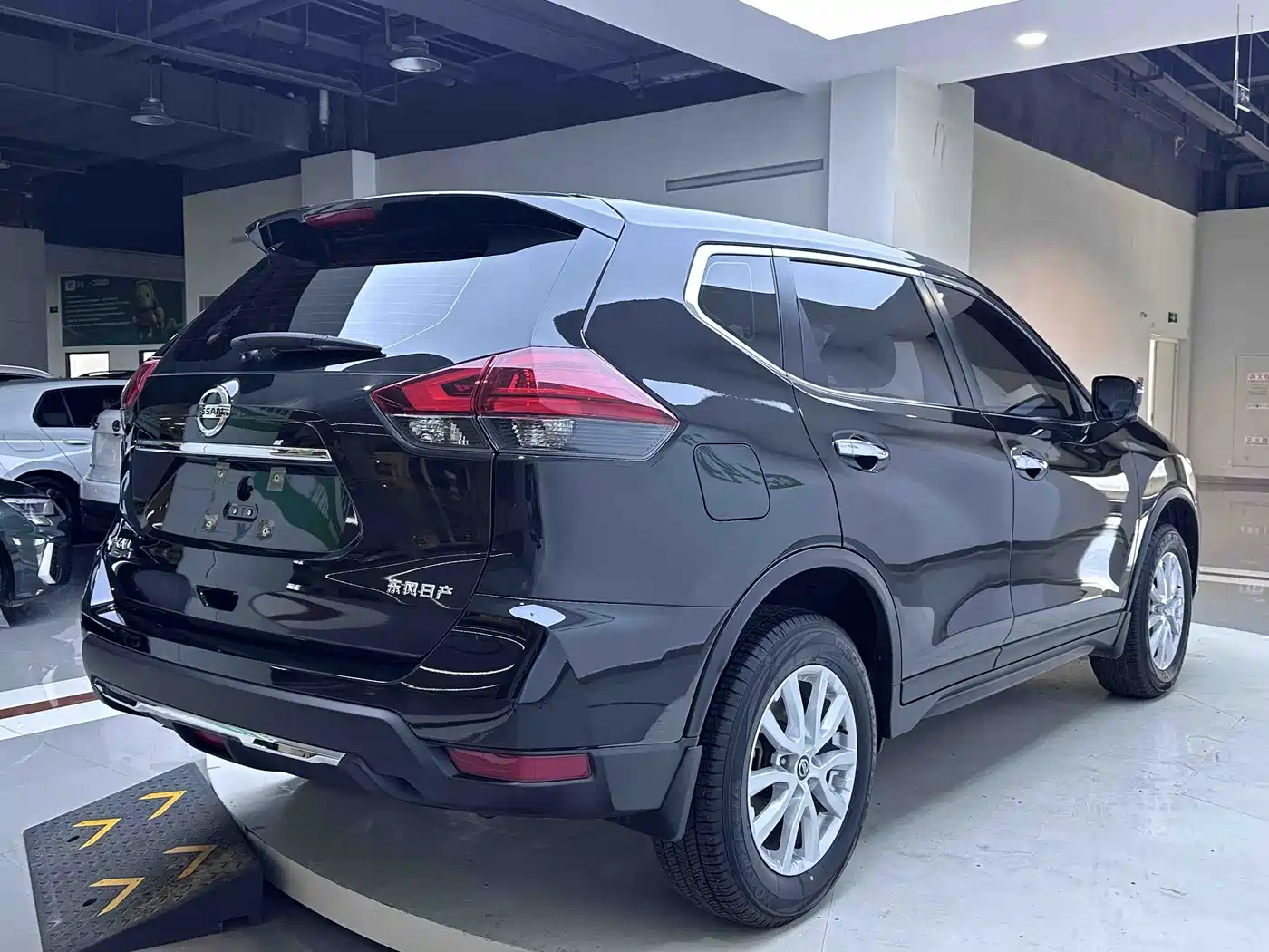Nissan X-Trail, миниатюра 7