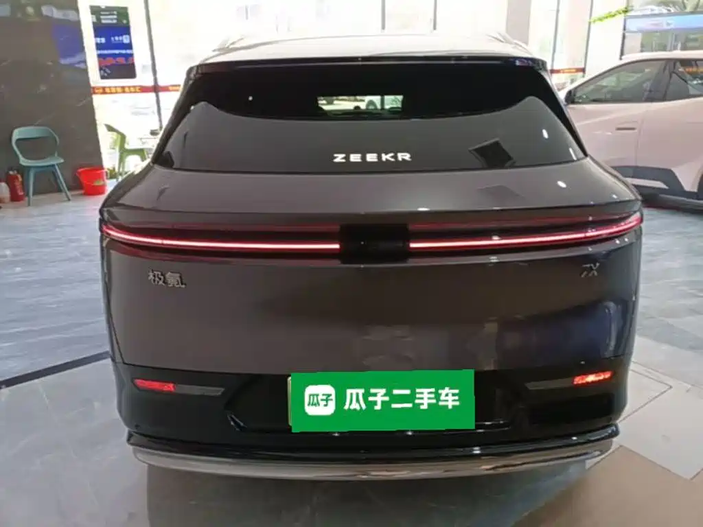 ZEEKR 7X 2025 2025 Model 75kWh RWD Smart Driving Edition