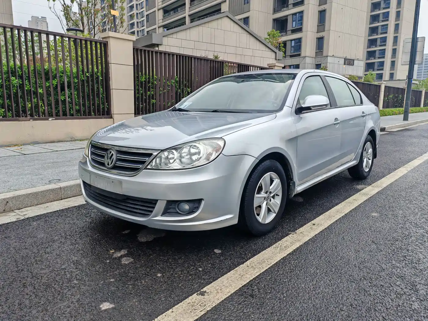 Volkswagen Lavida 2011 1.6L Manual Leisure Edition