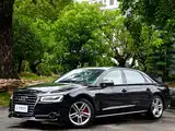 Фото 2 - Audi A8