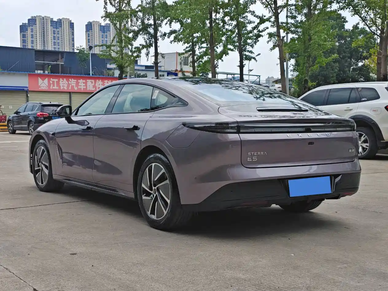 Exeed Exlantix ES 2025 2025 Range Extender Max Urban Assist