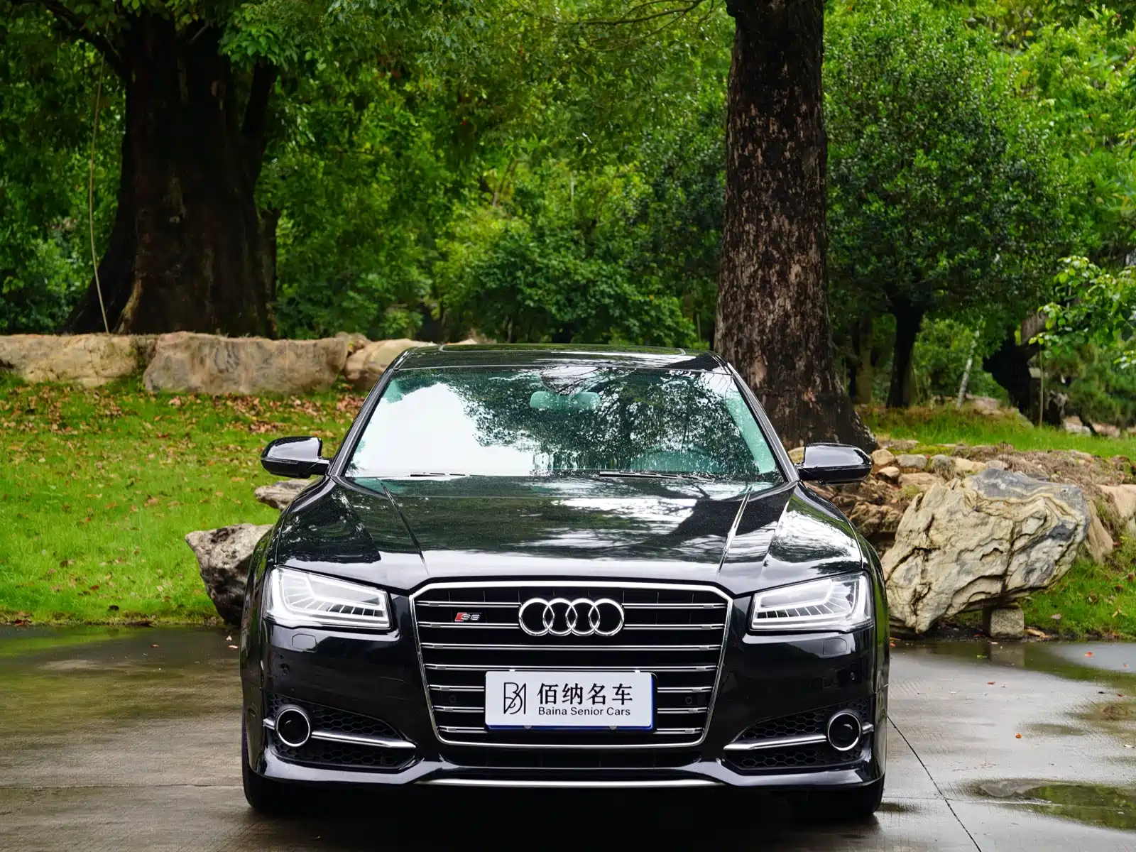 Фото 3 - Audi A8