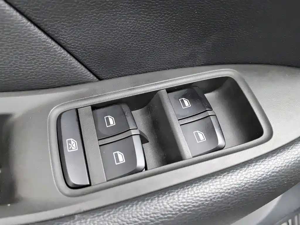 Roewe RX3 2019 2018 1.6L Manual Flagship