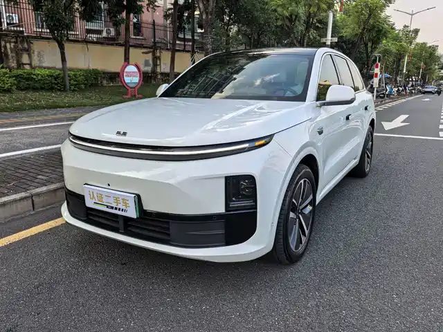 Li Auto L6 Pro