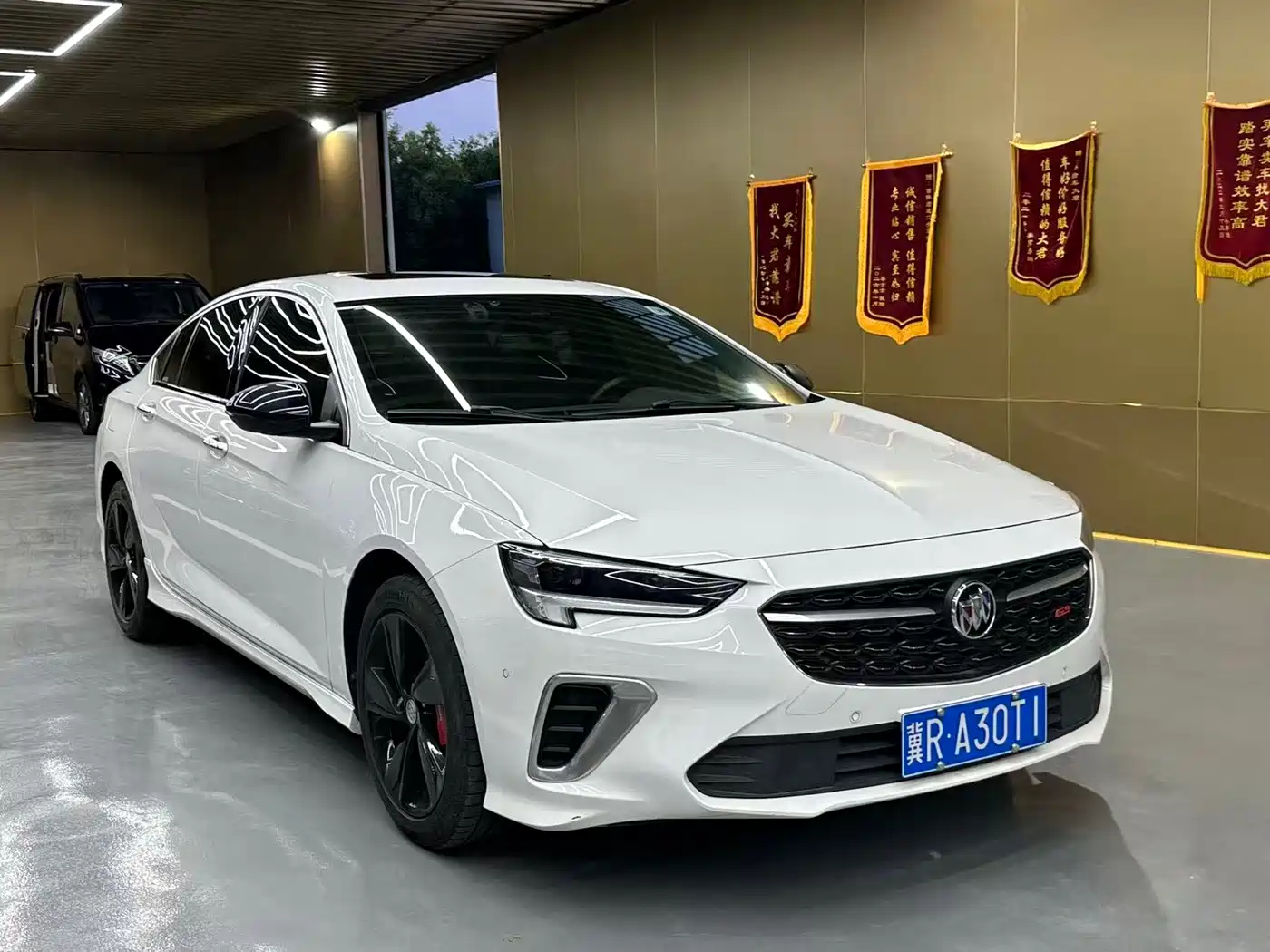 Фото 1 - Buick Regal