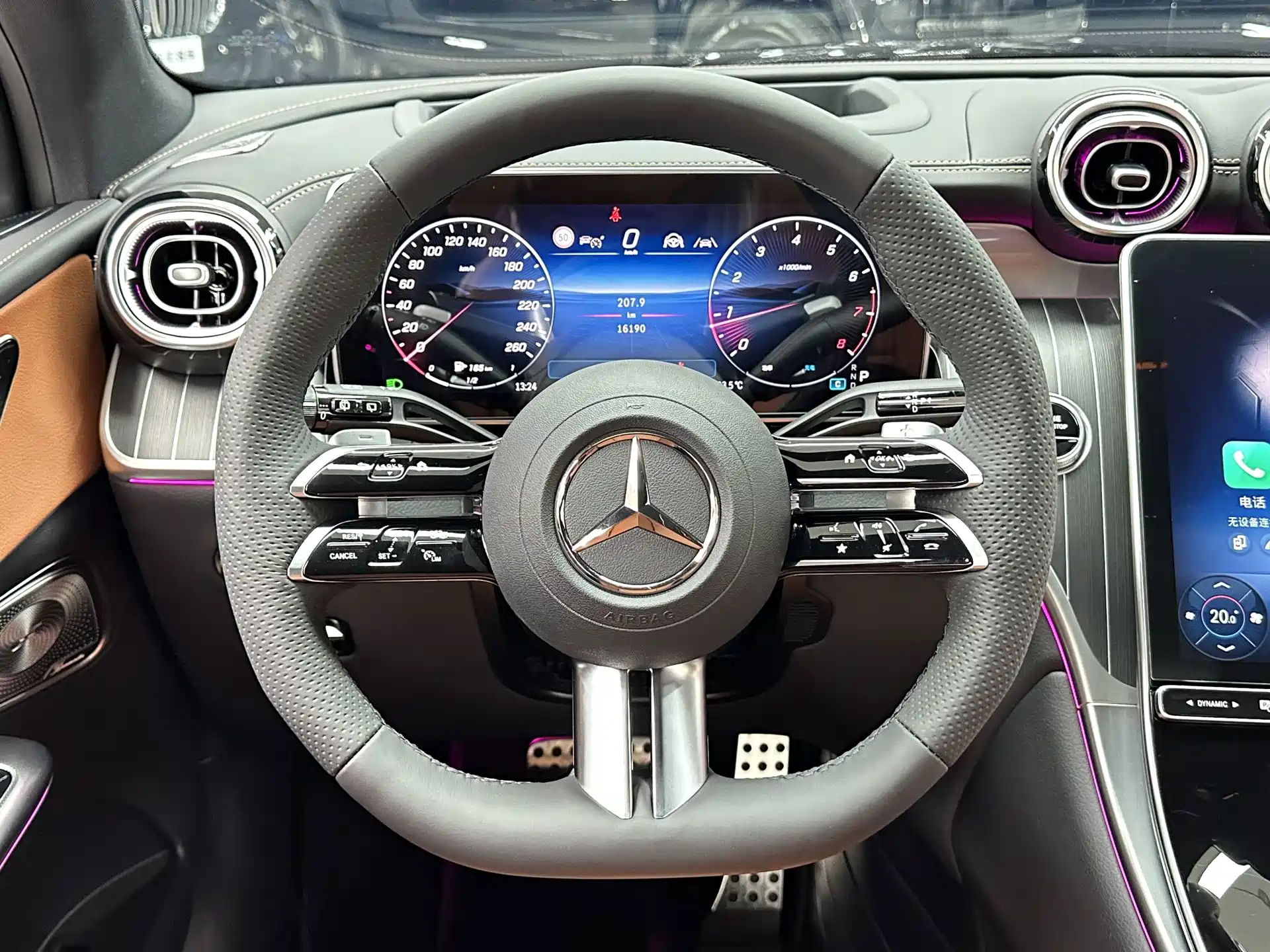 Фото 19 - Mercedes-Benz GLC