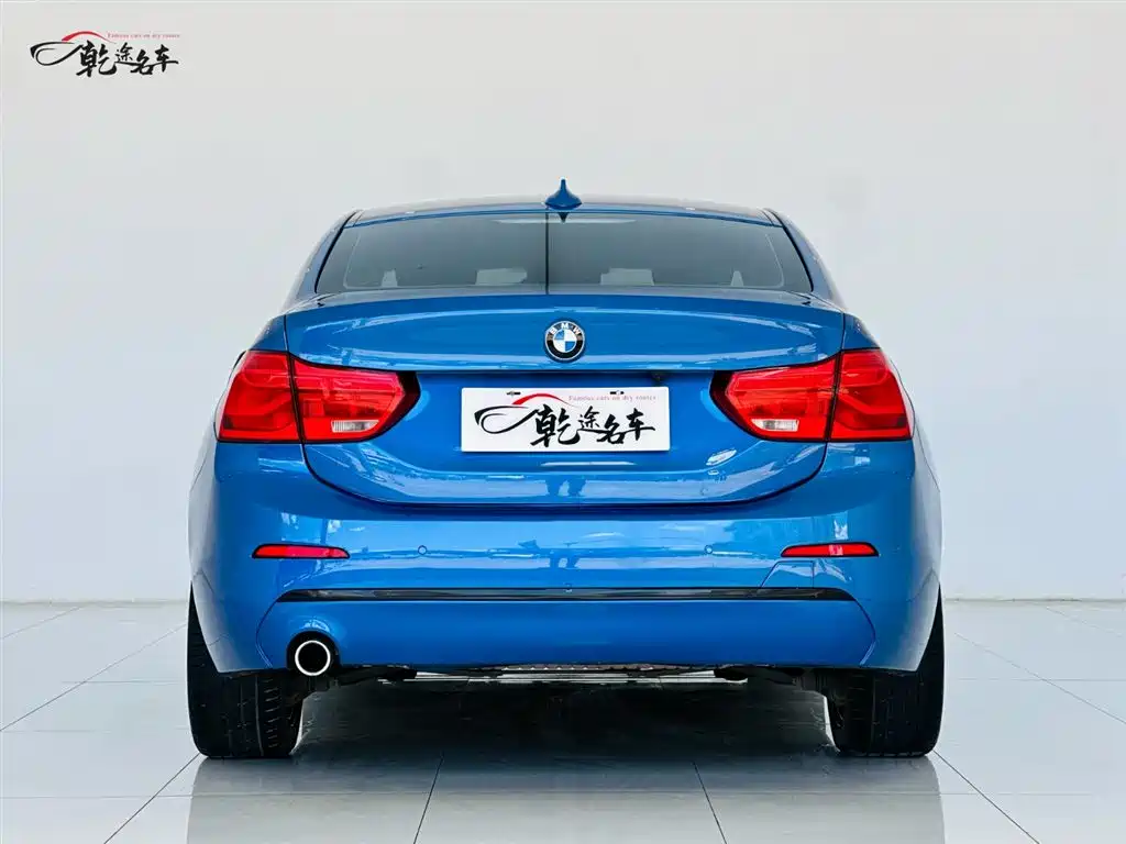 BMW 1 Series 2017 118i Sport фото 6